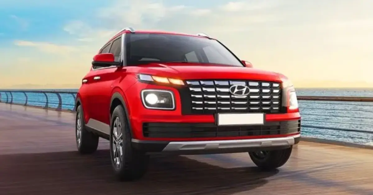 Hyundai Venue E+ Review in hindi, Features, Design, Performance