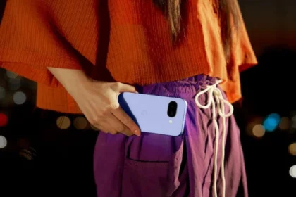 Google Pixel 9a Review in Hindi